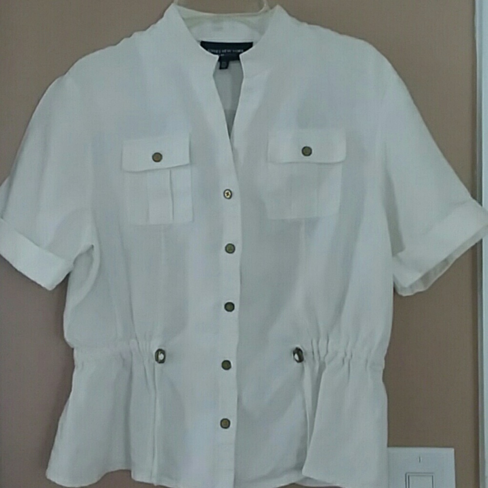 Jones New York shirt/top